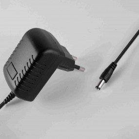 LED-es kempinglámpa, dinamós