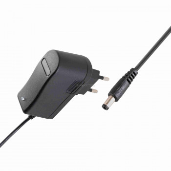 Újratölthető LED-es fényvető