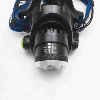 LED-es fém fejlámpa, ZOOM, 800 lumen LED-es fém fejlámpa, ZOOM, 800 lumen