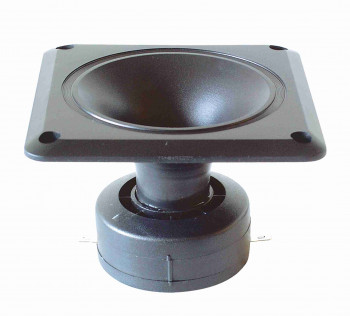 Piezo magassugárzó