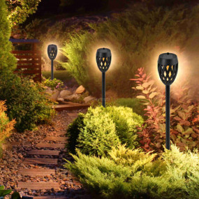 Napelemes kerti fáklya