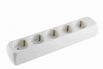 Hálózati elosztó, szerelhető, 5 aljzat Hálózati elosztó, szerelhető, 5 aljzat