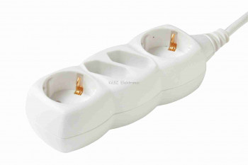 Hálózati elosztó, 4 aljzat (2 euró + 2 földelt), 1,5m