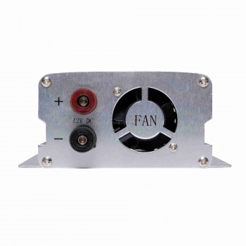 Feszültségátalakító, 300/600W, USB töltőaljzat Feszültségátalakító, 300/600W, USB töltőaljzat