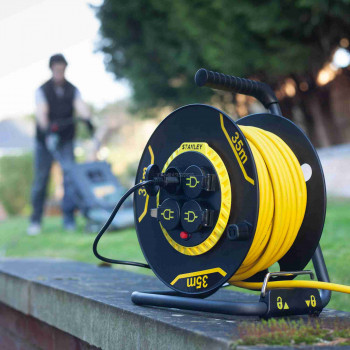 STANLEY Kültéri kábeldob