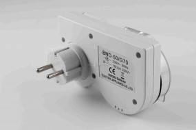 Kültéri napi kapcsolóóra